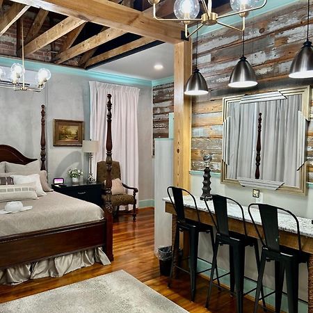 Chipley'S Squareview Inn Carthage Экстерьер фото