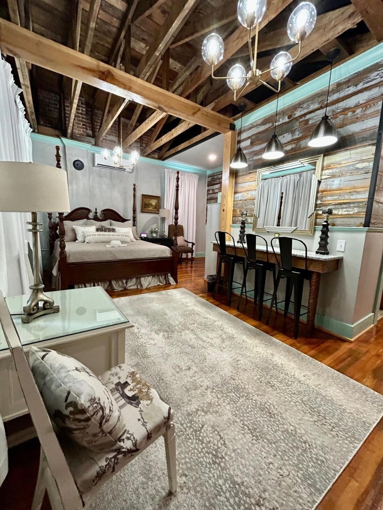Chipley'S Squareview Inn Carthage Экстерьер фото